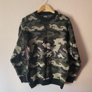 Glacier Canyon Camouflage Green Grey Black Chunky Knit Crewneck Sweater 90s Camo